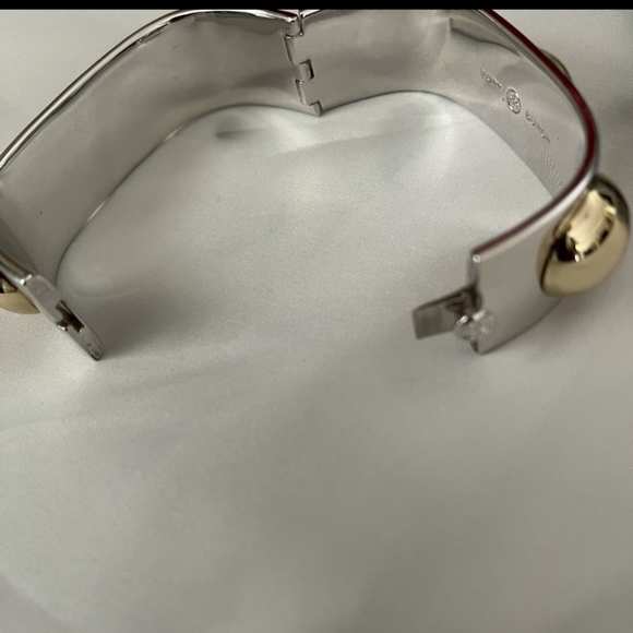 NWOT Brand New TORY BURCH GOLD AND SILVER CUFF SOOOO UNIQUE - Picture 3 of 6